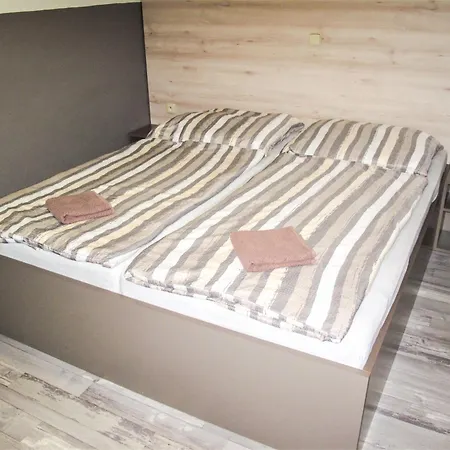Casa de Férias Nebahovy U Prachatic By Interhome Lazistka